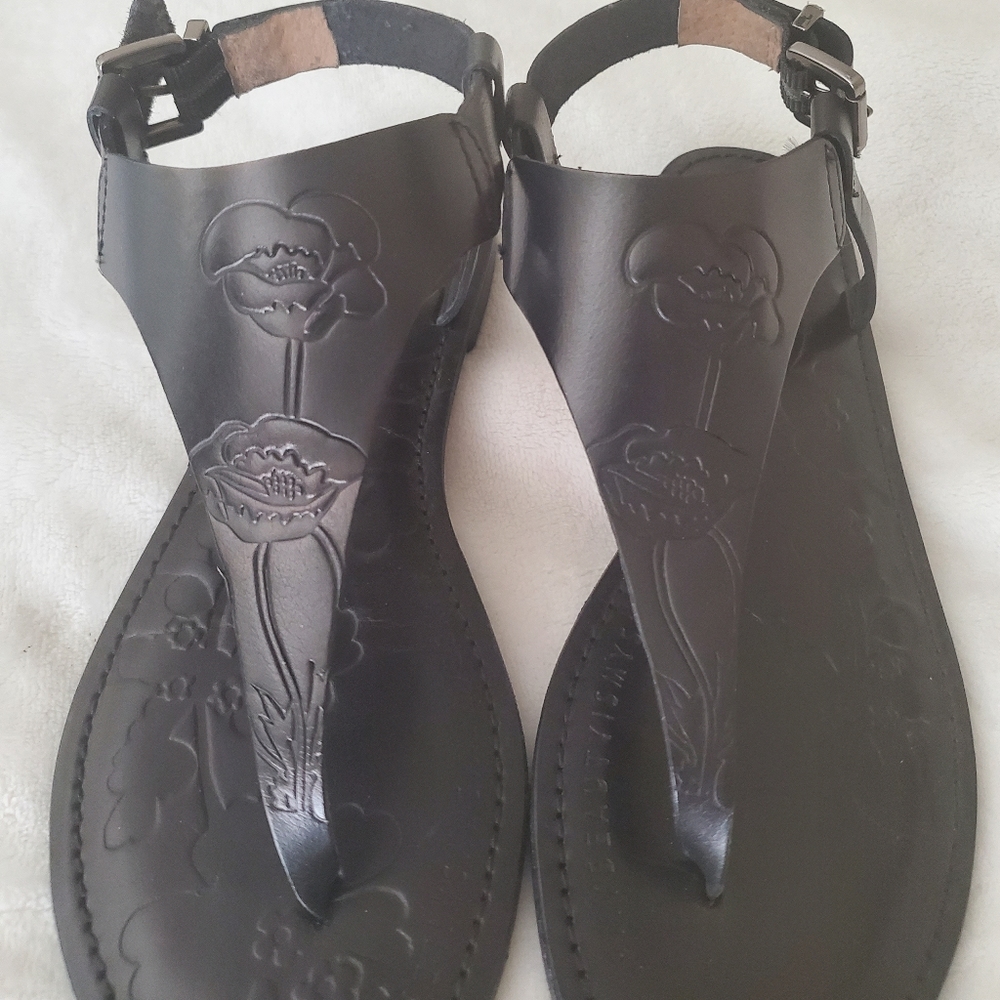 Black sandals